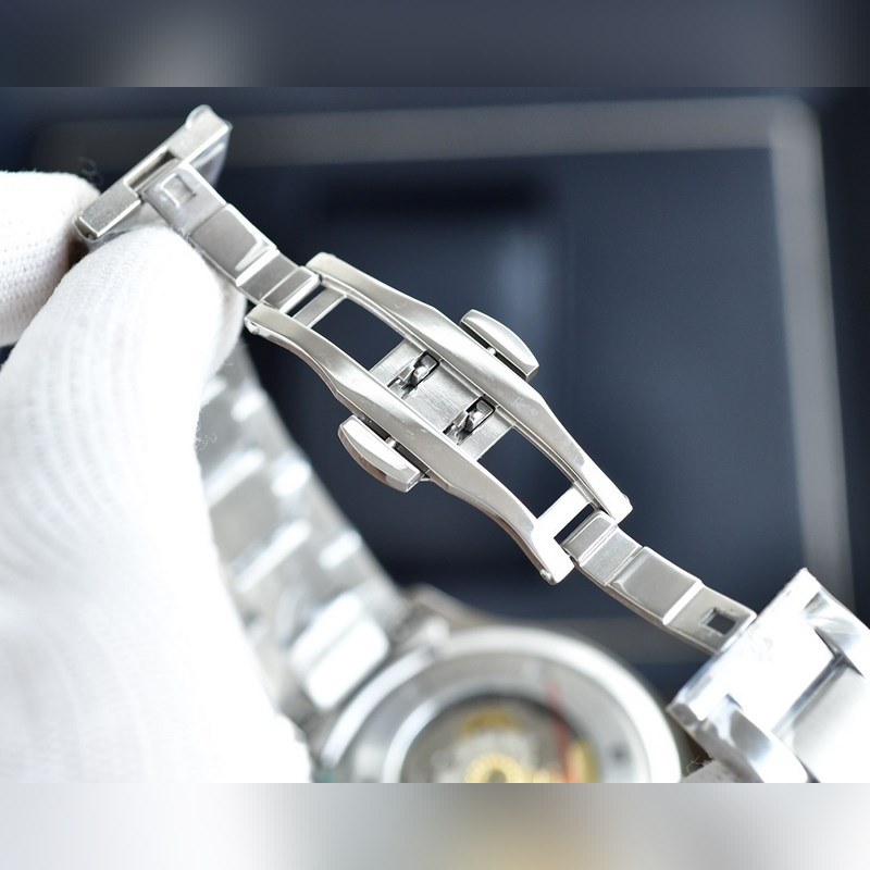 Patek Philippe Aquanaut Classic Three-Hand Men's Replica Watch-7