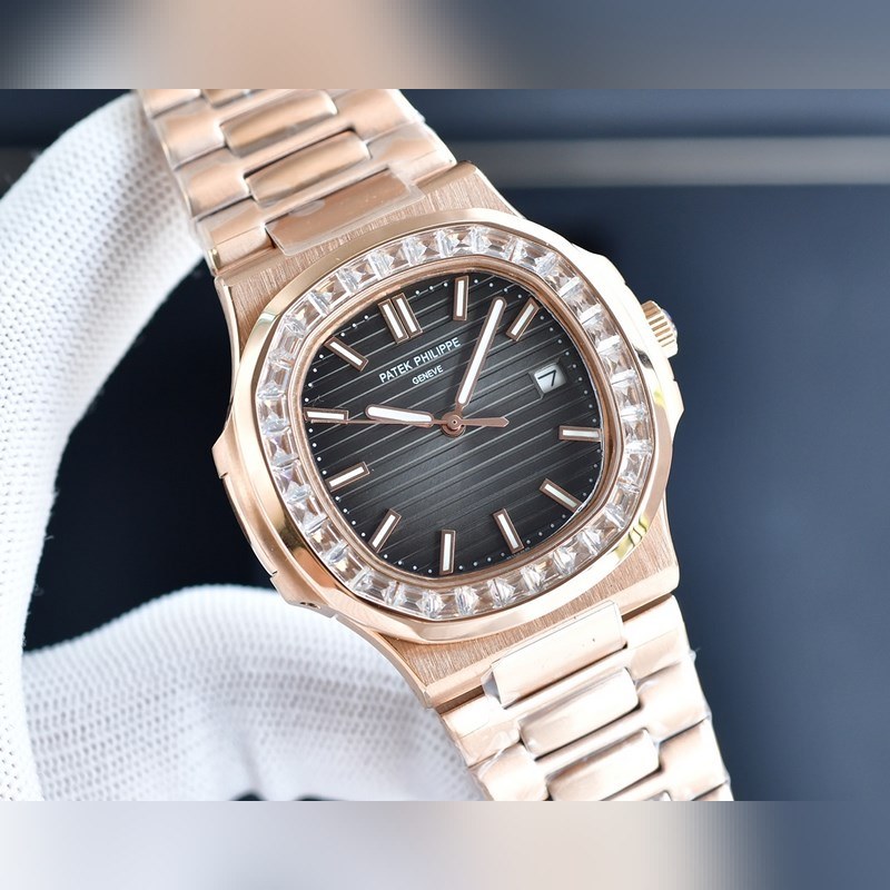 Patek Philippe Aquanaut 5167A Replica Watch Luxury Timepiece-1