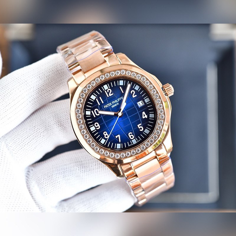 Patek Philippe Aquanaut Steel Three-Hand Classic Replica Watch-5