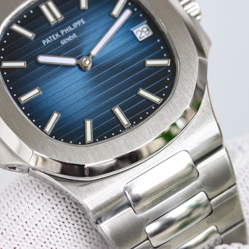 Patek Philippe Nautilus 5711A Steel Luxury Sports Replica Watch-4