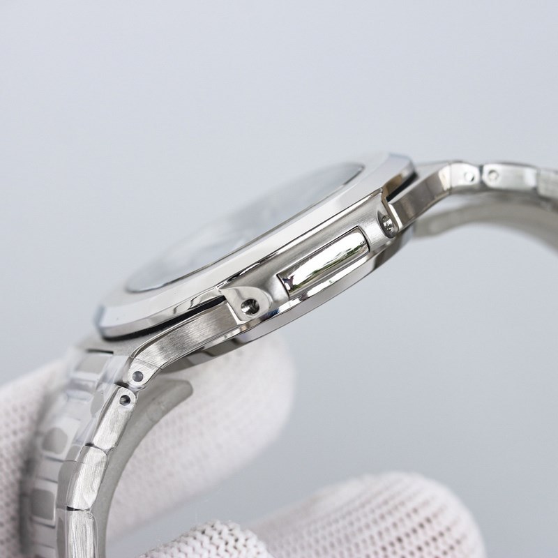 Patek Philippe Nautilus 5711A Steel Luxury Sports Replica Watch-6
