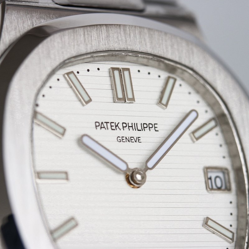 Patek Philippe Nautilus 5711A Steel Replica Watch The King of Sport Elegance-3