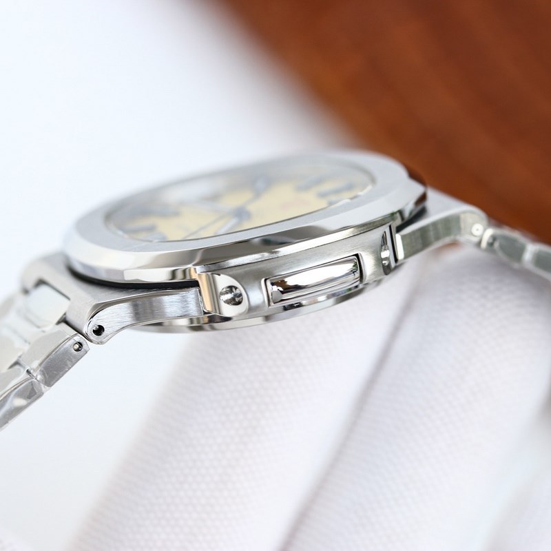 Patek Philippe Tiffany Collaboration Tiffany Blue Nautilus&Great Peak Nautilus-7