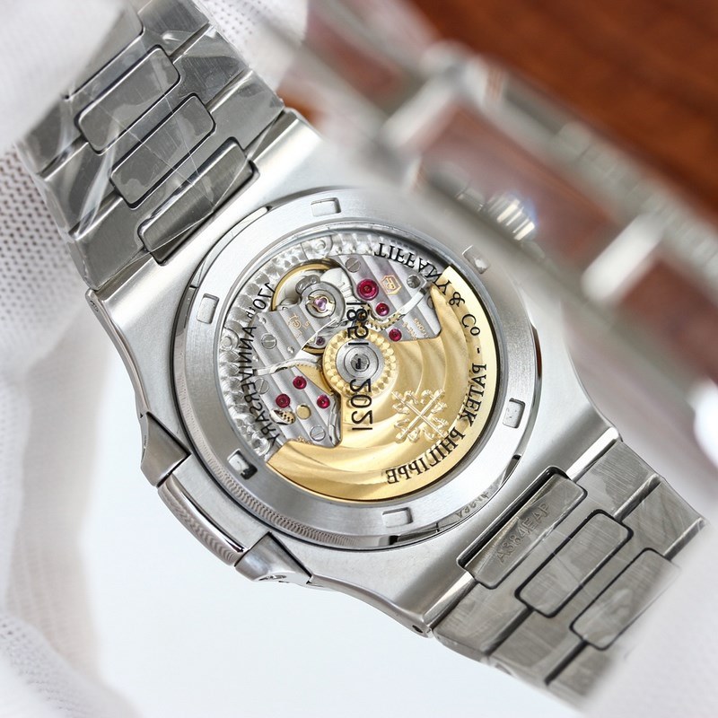 Patek Philippe Tiffany Collaboration Tiffany Blue Nautilus&Great Peak Nautilus-8