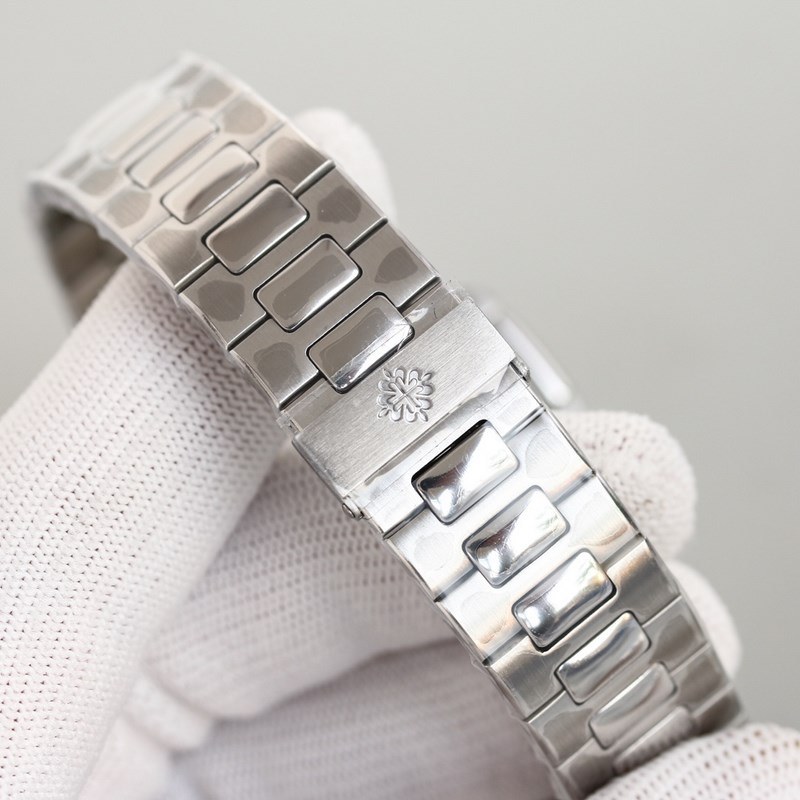 Patek Philippe x Tiffany Nautilus&Aquanaut Blue Highlights and Quality-8