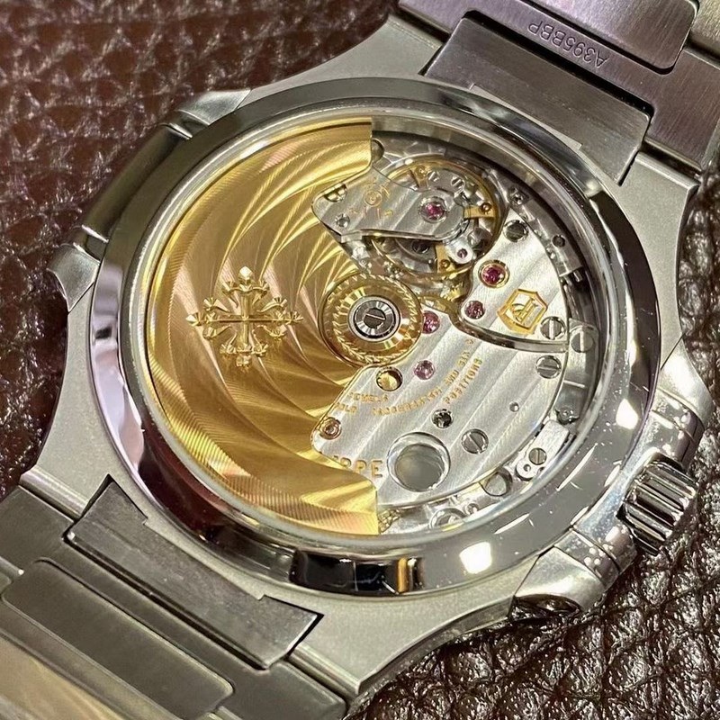 Patek Philippe Nautilus 324SC Ladies Replica Watch 29 Jewel Movement-3