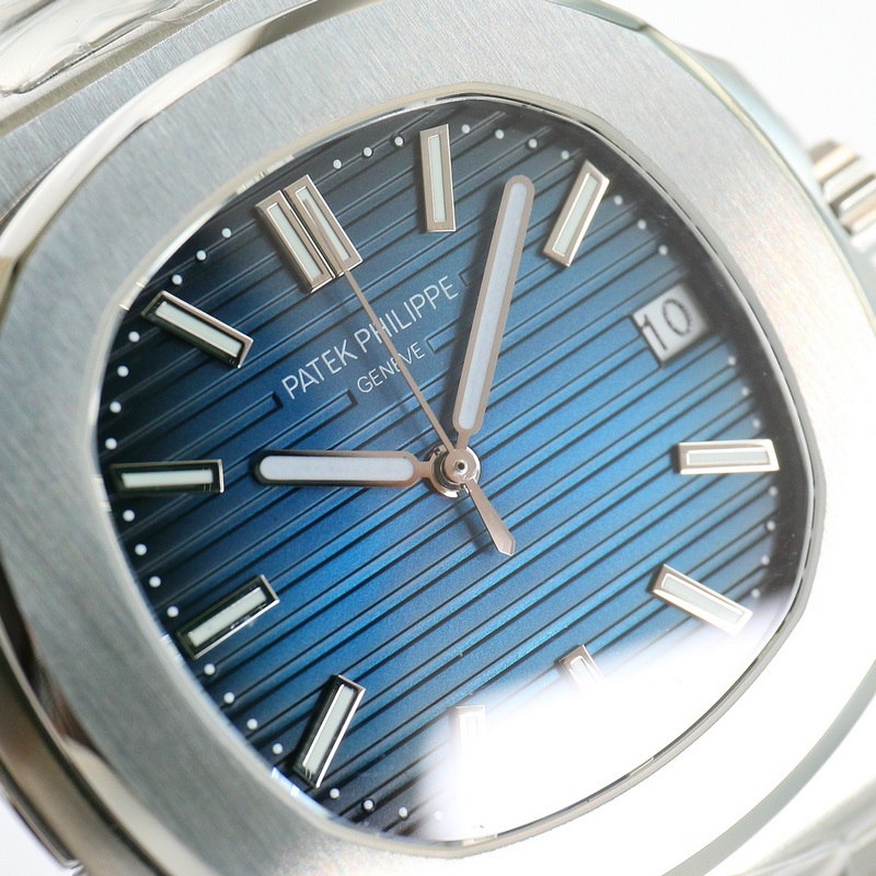 Patek Philippe Nautilus 5711A Elegant Sport Replica Watch in Steel-8