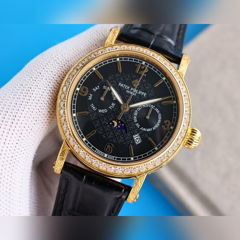 Patek Philippe Calatrava Elegant Engraved Case with Robust Design-4