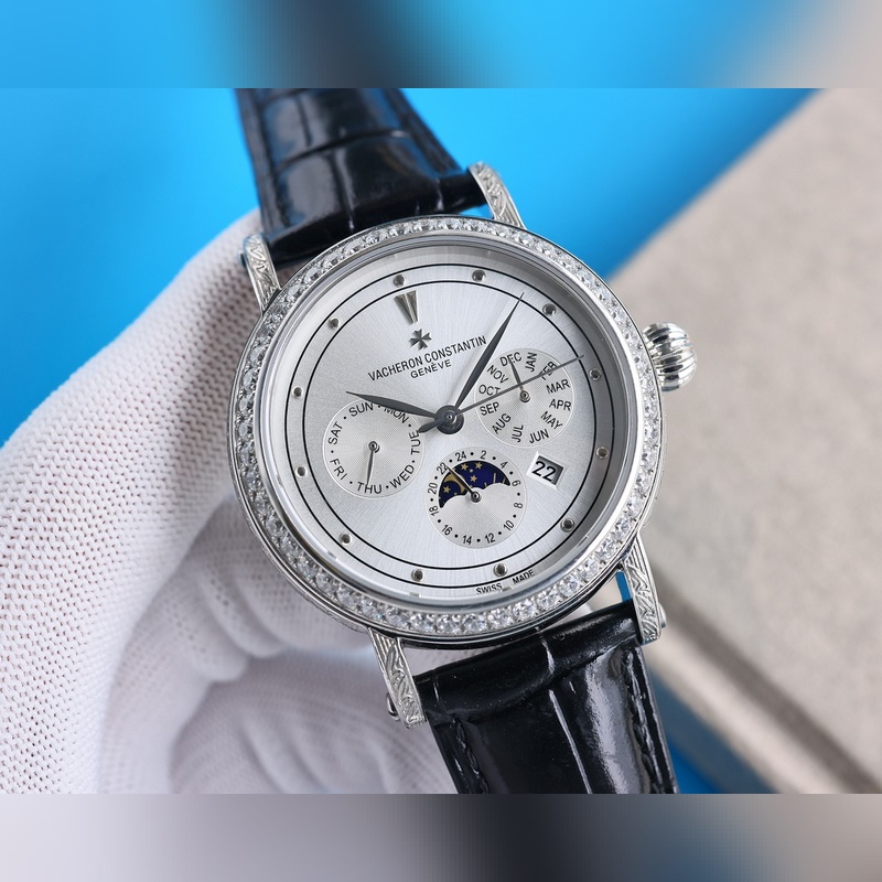 Elegant Calatrava Sculpted Case by Patek Philippe Strong and Aesthetic New Timepiece-6