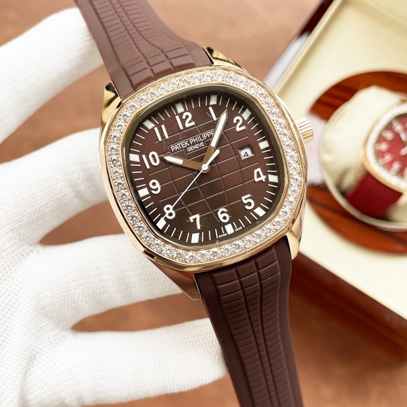 Patek Philippe Men's Classic Calatrava Replica Watch Prestige Quality Design-5