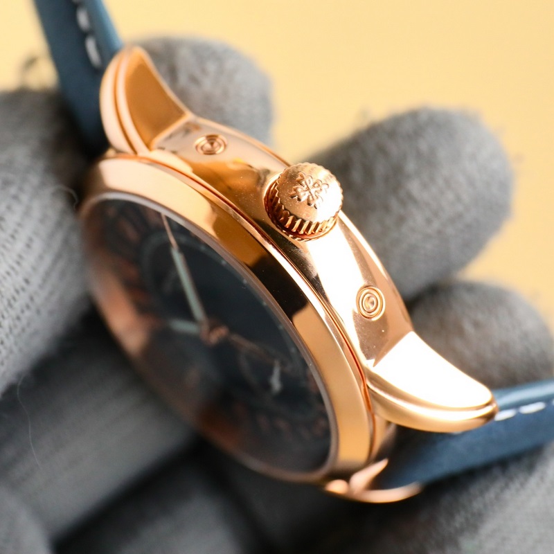 Patek Philippe Complications 52 Premium Classic Timepiece-6