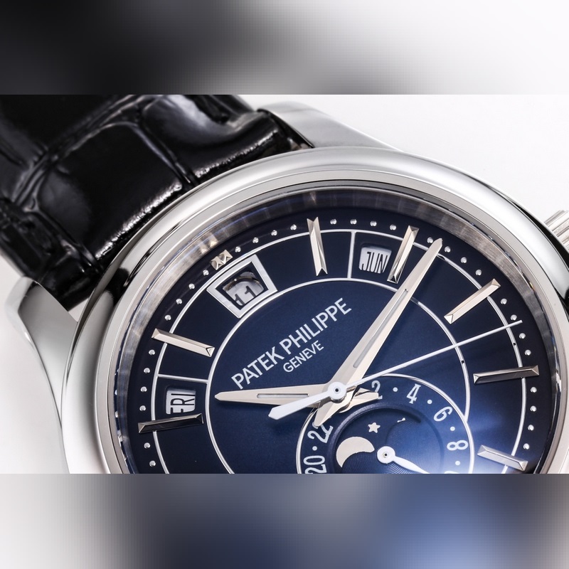Patek Philippe Complications 5205G-013 First Nautilus Model Released-5