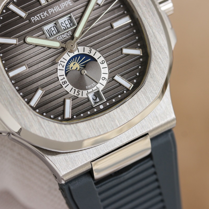 Patek Philippe Nautilus 5726A High-End Replica Launch-3