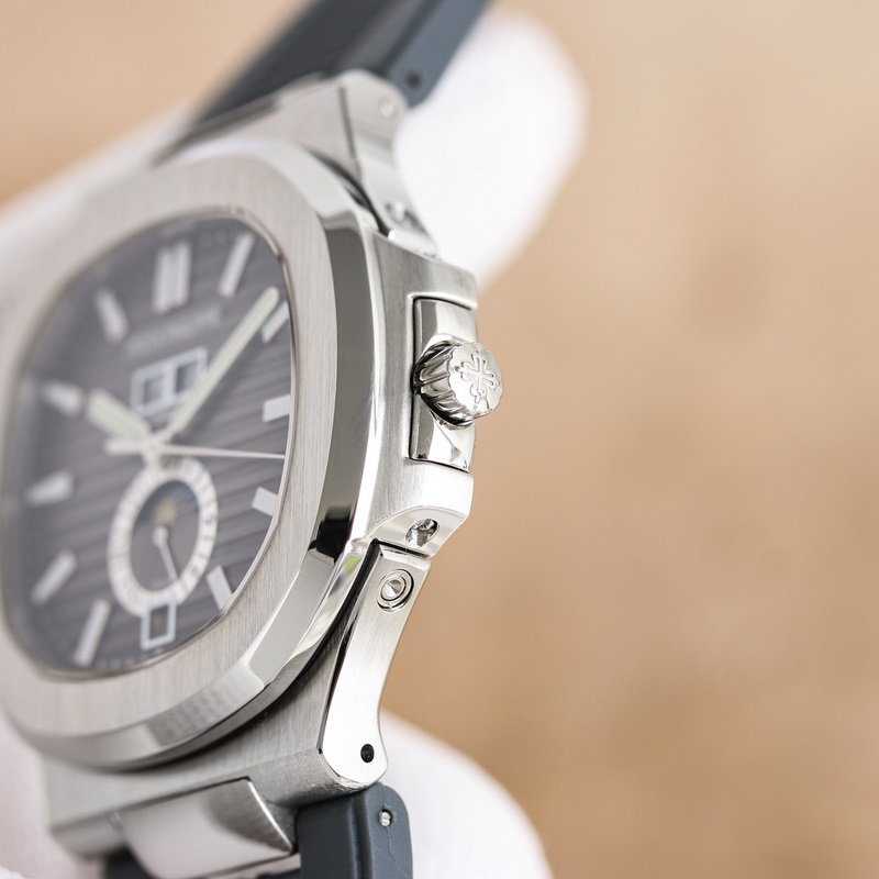 Patek Philippe Nautilus 5726A High-End Replica Launch-5