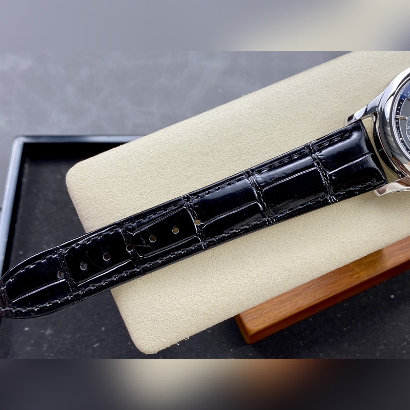 Patek Philippe 5205G-013 Grand Complications First Nautilus Model Released-8