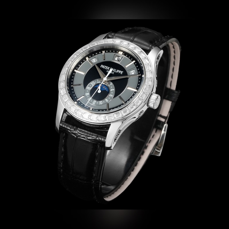 Patek Philippe Nautilus 5205G-013 Unveiling a Luxurious Complication Series-3