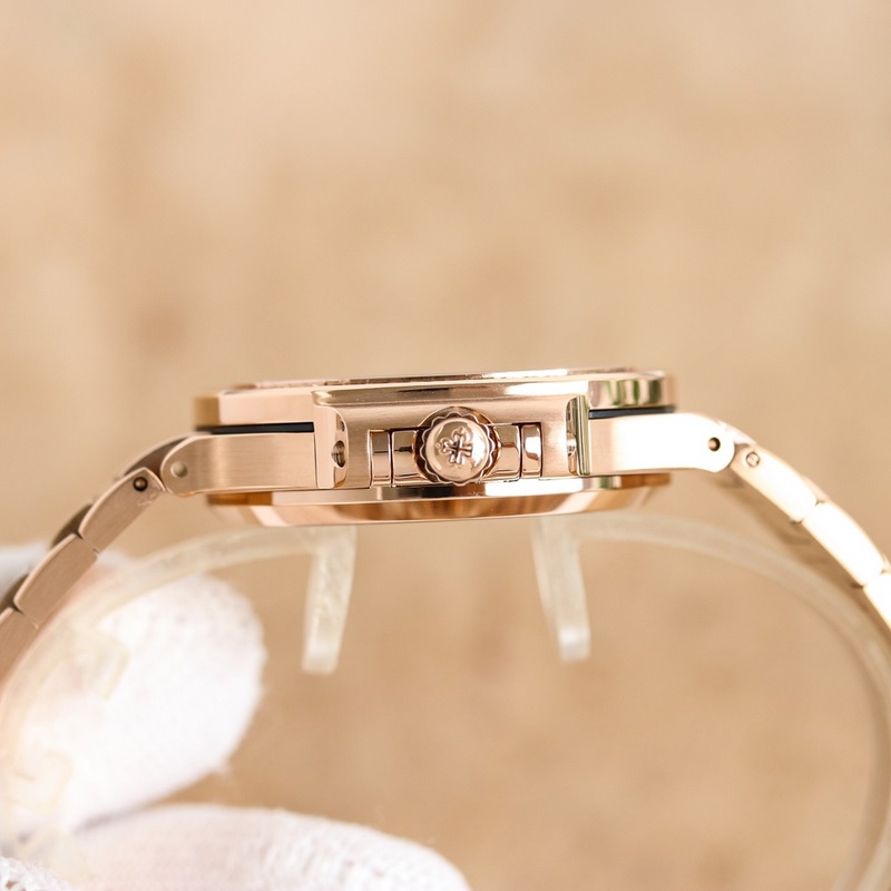 Patek Philippe Nautilus Women's Jewelry Replica Watch Launches with $288 Gift-4