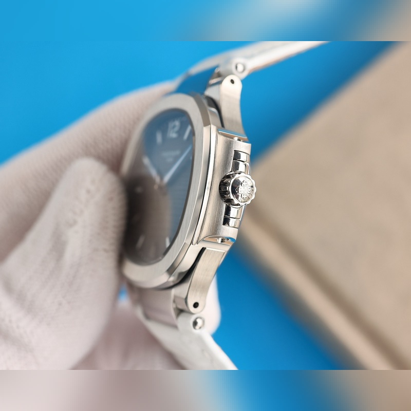 Patek Philippe Nautilus Women's Replica Watch PP7118 Premium 2023 Edition-6