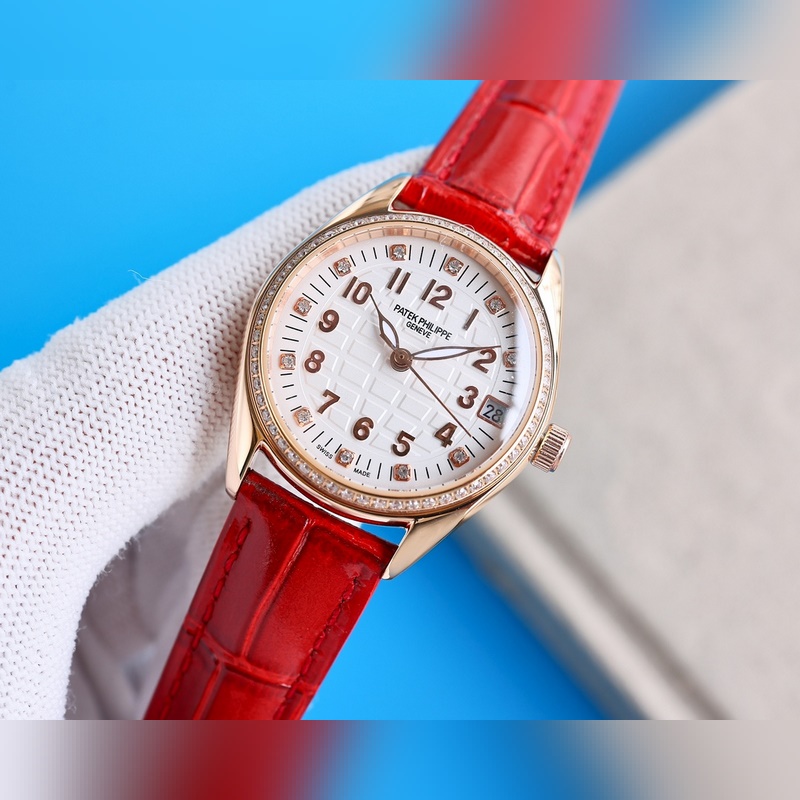 Patek Philippe Aquanaut Women's Replica Watch Elegant Strong Night Function-5