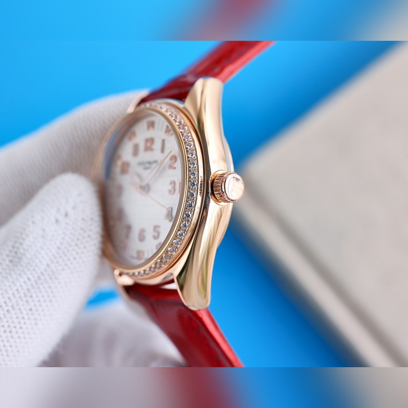 Patek Philippe Aquanaut Women's Replica Watch Elegant Strong Night Function-6