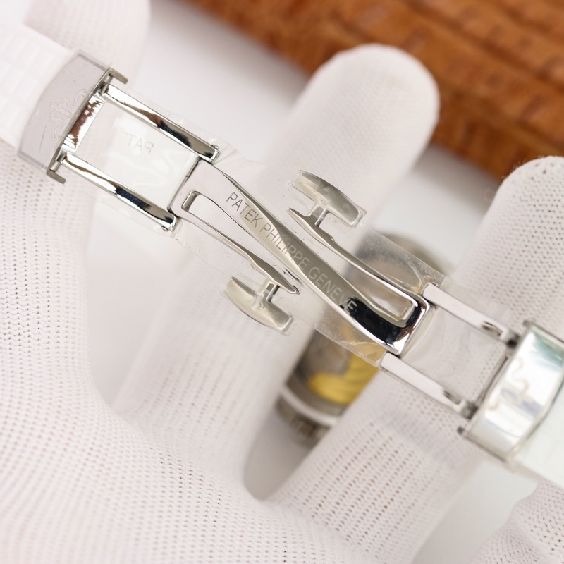 Patek Philippe Aquanaut Mechanical Women's Replica Watch A New Era of Authenticity-8