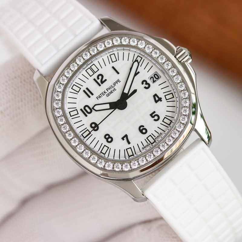 Patek Philippe Aquanaut Women's Mechanical Replica Watch A New Era of Precision and Authenticity-4