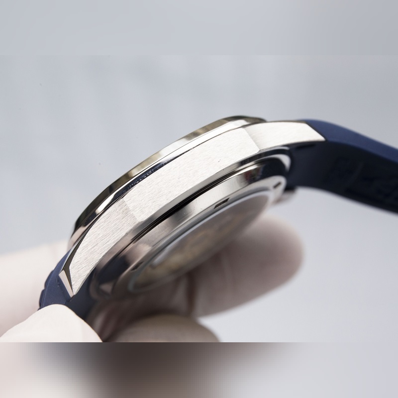 Patek Philippe Aquanaut Men's Replica Watch Top Quality Automatic Movement-6