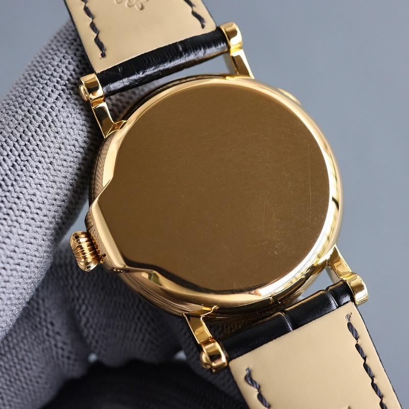 Patek Philippe Calatrava 5153 Elegant New Classic Timepiece-8