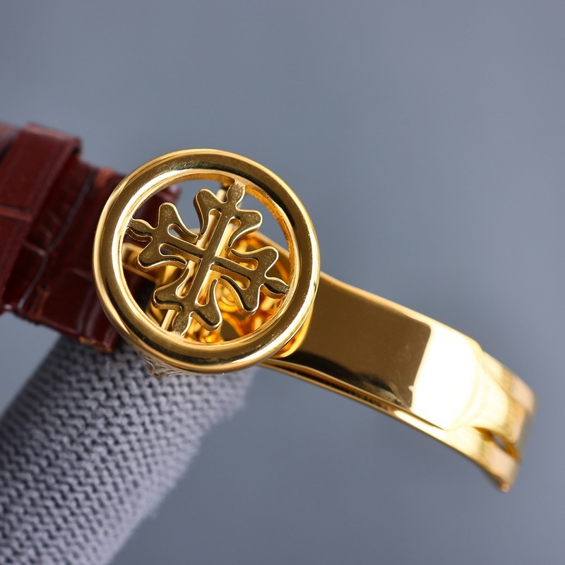 Patek Philippe Calatrava 5153 Elegant Craftsmanship in a Timeless Masterpiece-6