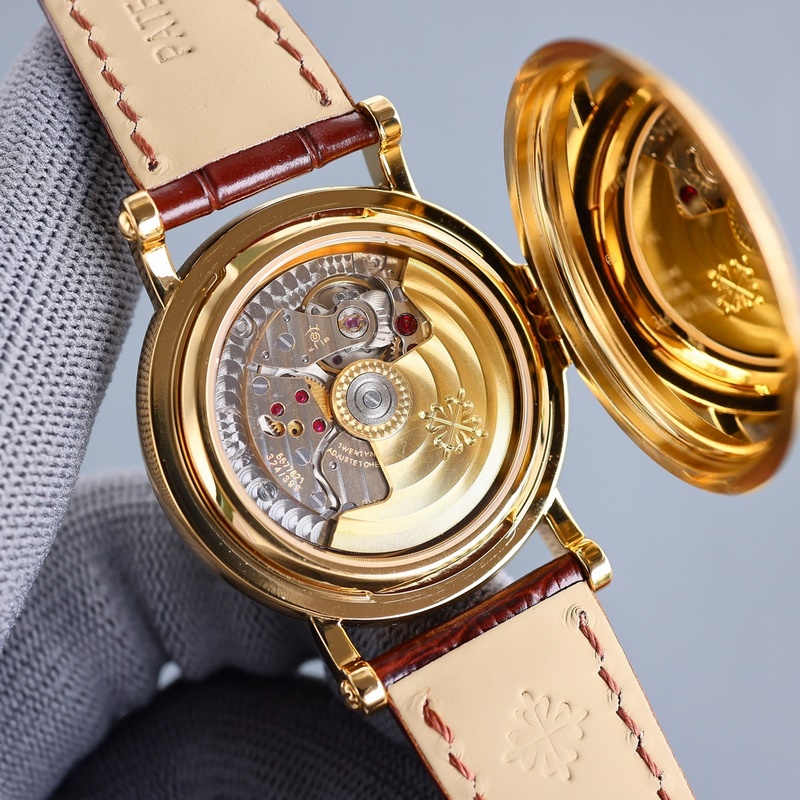 Patek Philippe Calatrava 5153 Elegant Craftsmanship in a Timeless Masterpiece-7