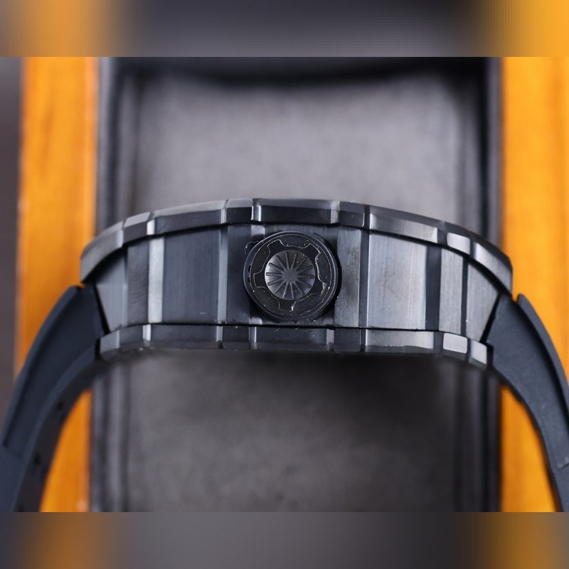 Richard Mille RM35-02 High-Quality Automatic Replica Watch with Innovative Design-5