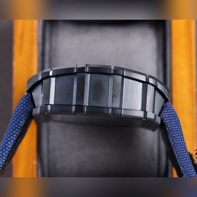 Richard Mille RM35-02 Automatic Replica Watch Luxury Lightweight High-Performance Timepiece-6