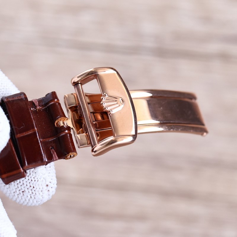 Rolex Day-Date Series Replica Watch Premium Quality and Iconic Design-8