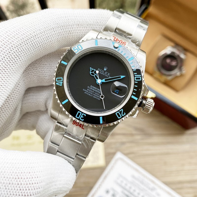 Rolex Submariner Key Features and Quality Insights-5