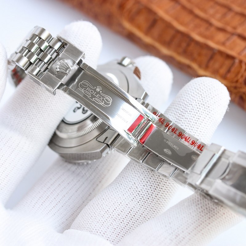 Rolex GMT-Master II Coke Iconic Luxury Timepiece-7