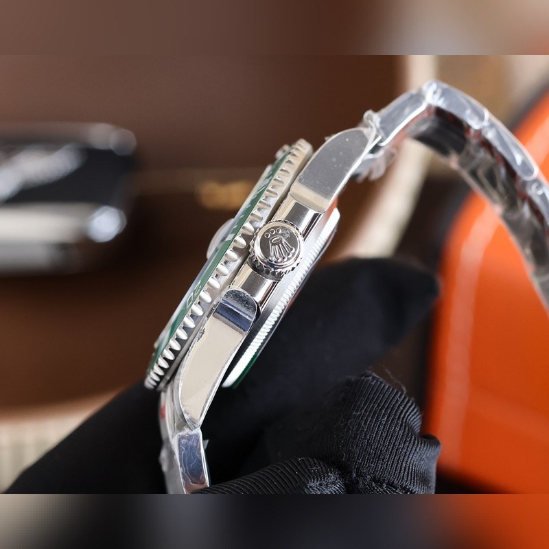 Rolex Submariner 41mm Brand New Case-7