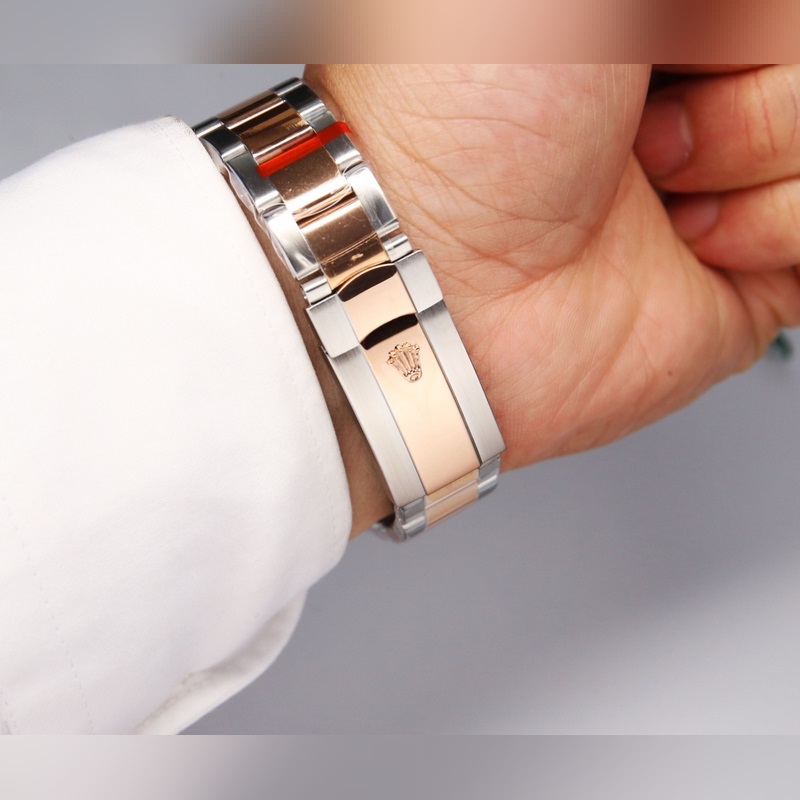 Rolex Oyster Perpetual Datejust 41mm Timeless Elegance and Quality-6