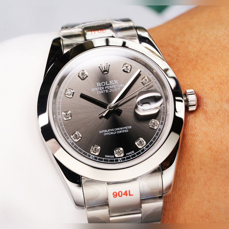 Rolex Oyster Perpetual Datejust 41mm Timeless Elegance-3