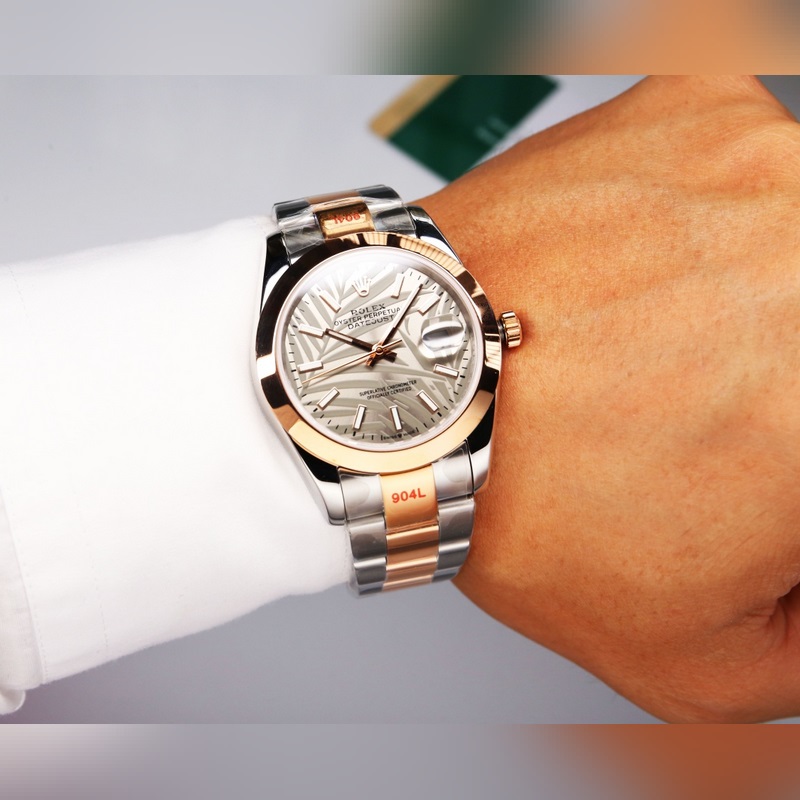 Rolex Oyster Perpetual Datejust 41mm Timeless Elegance-1