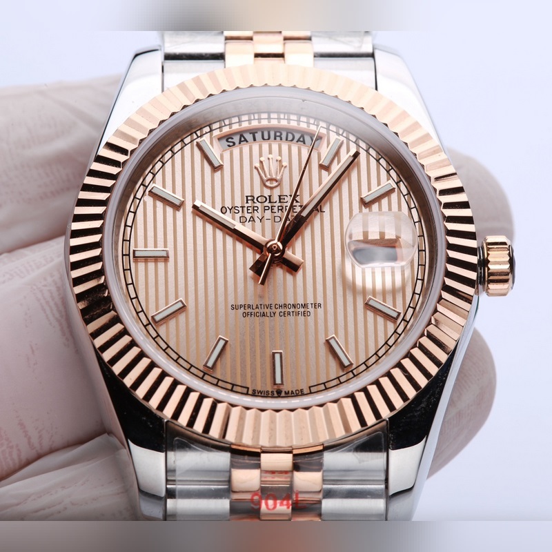 Rolex Oyster Perpetual Datejust 41mm Timeless Elegance-2