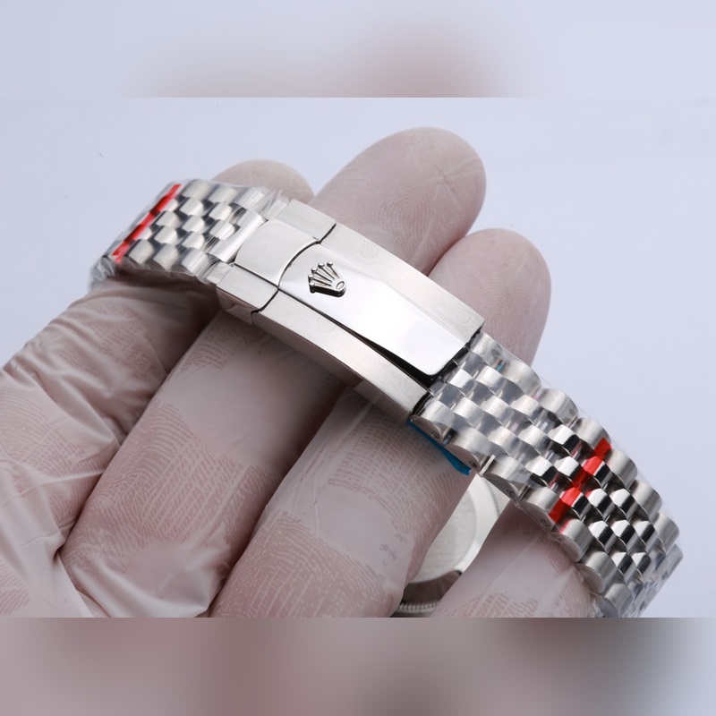 Rolex Oyster Perpetual Datejust 41mm Timeless Elegance-5