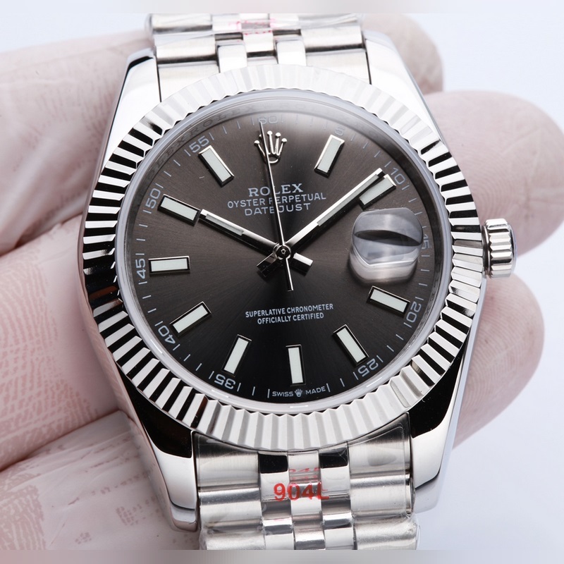 Rolex Oyster Perpetual Datejust 41mm Timeless Elegance-2
