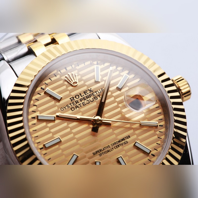 Rolex Oyster Perpetual Datejust 41mm Timeless Elegance-3