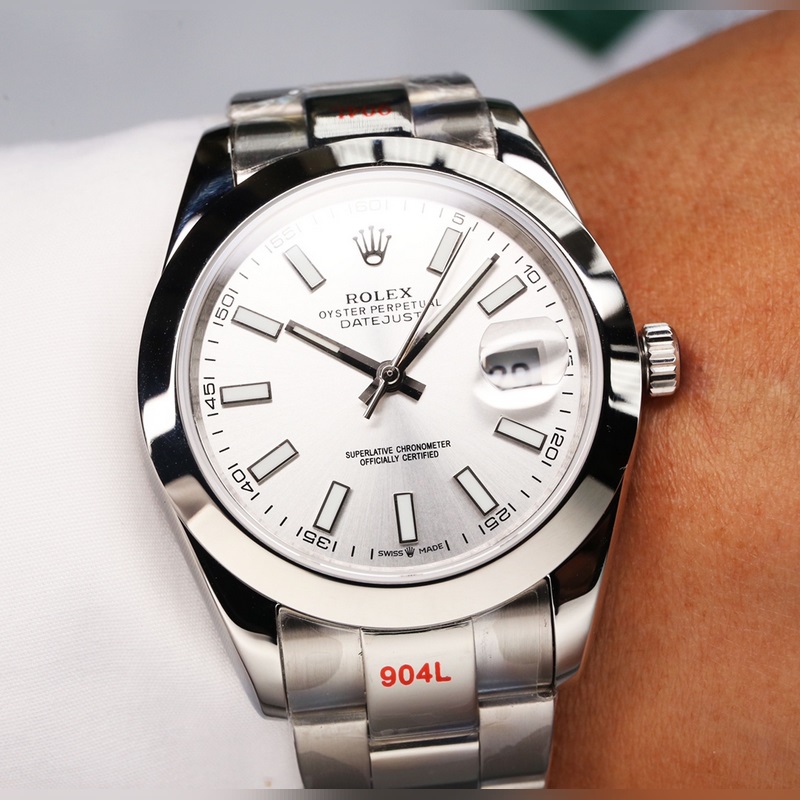 Rolex Oyster Perpetual Datejust 41mm Timeless Elegance and Quality-3