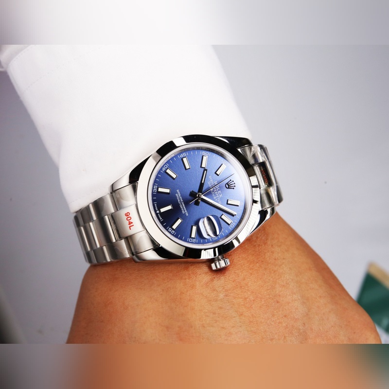 Rolex Oyster Perpetual Datejust 41mm Timeless Elegance and Craftsmanship-4