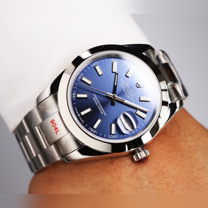 Rolex Oyster Perpetual Datejust 41mm Timeless Elegance and Craftsmanship-5