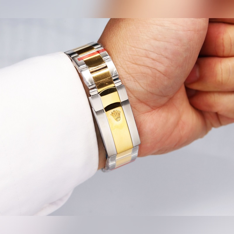 Rolex Oyster Perpetual Datejust 41mm Timeless Elegance and Quality-6