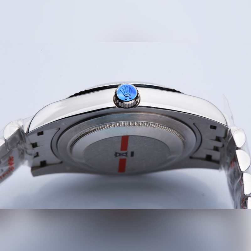 Rolex Oyster Perpetual Datejust 41mm Timeless Elegance and Quality-6