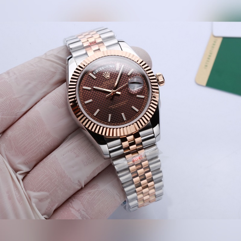 Rolex Oyster Perpetual Datejust 41mm Timeless Elegance-3
