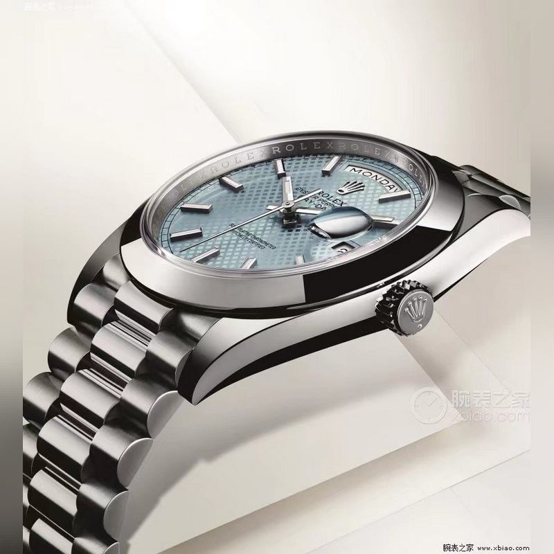 Rolex Oyster Perpetual Datejust 41mm Timeless Elegance-4